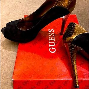 Guess high heel pump 5 inch heels